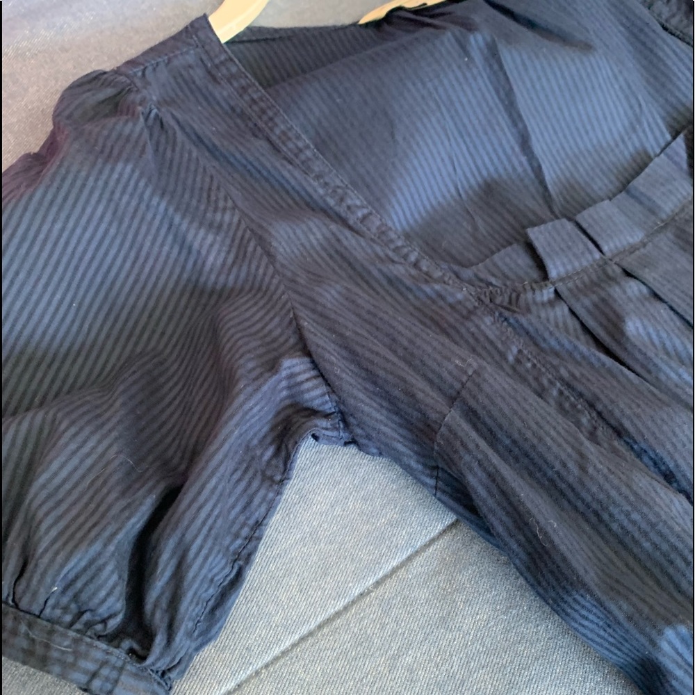 AEO Top - Picture 7 of 8